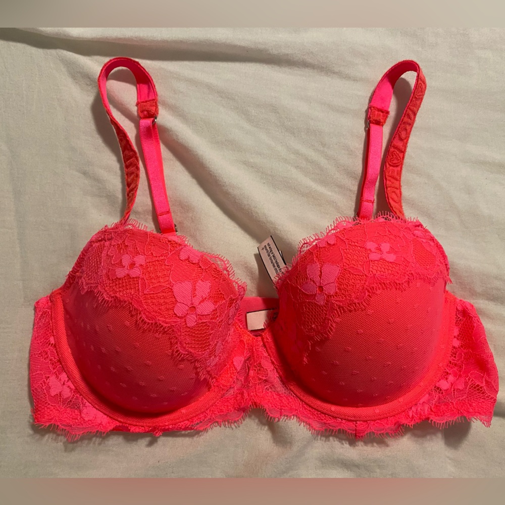 Victoria’s Secret bra